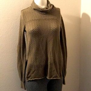O’Neil tunic knit olive green sweater